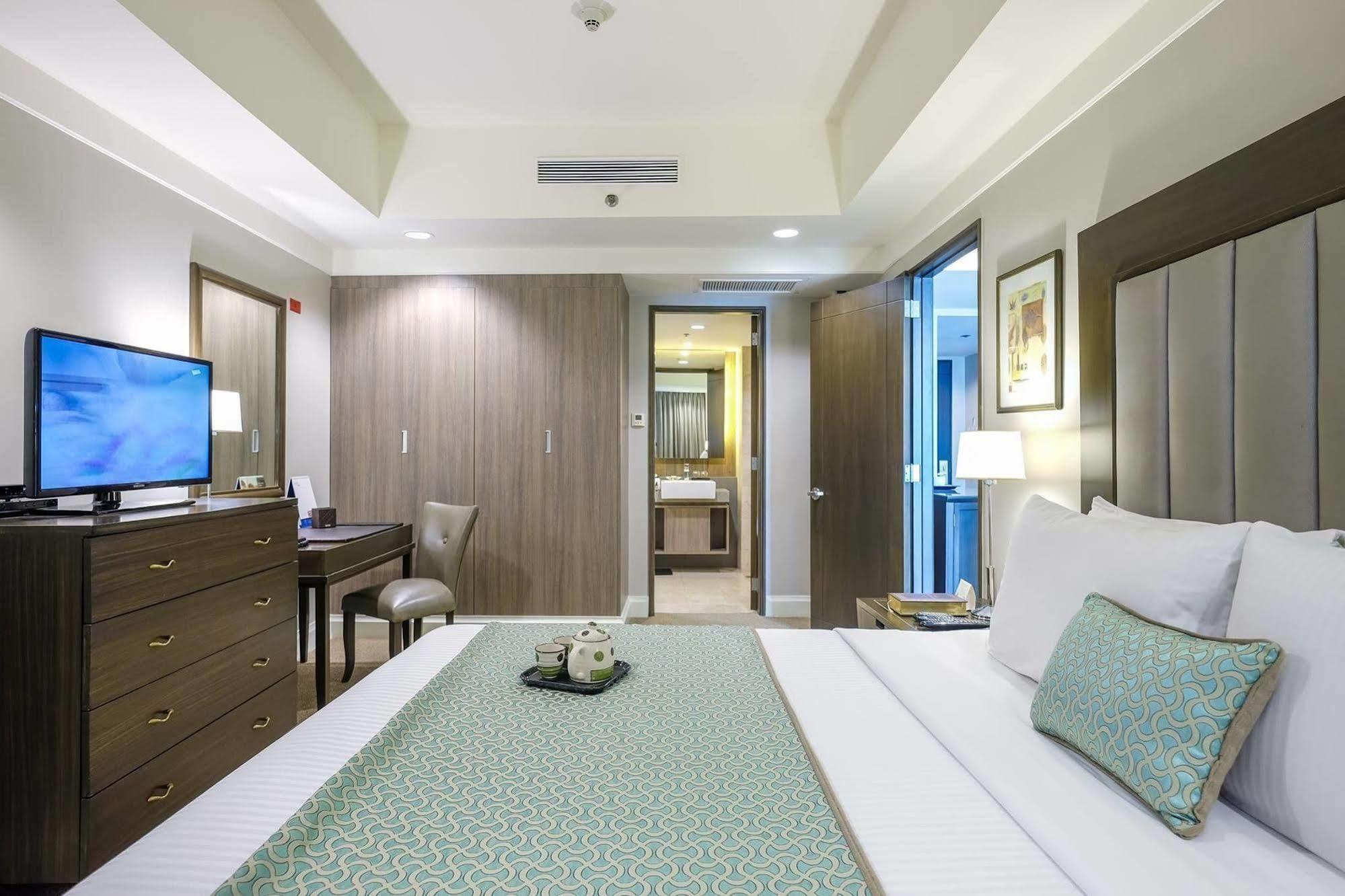 Somerset Millennium Makati Makati City Dış mekan fotoğraf